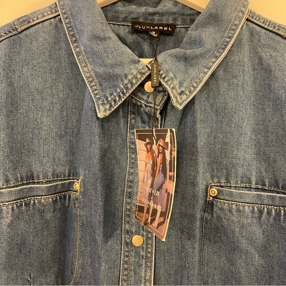 NAT & LIV X JLUXLABEL Zoe Belted Denim Shirt Women’s Size Small NEW - Picture 6 of 8